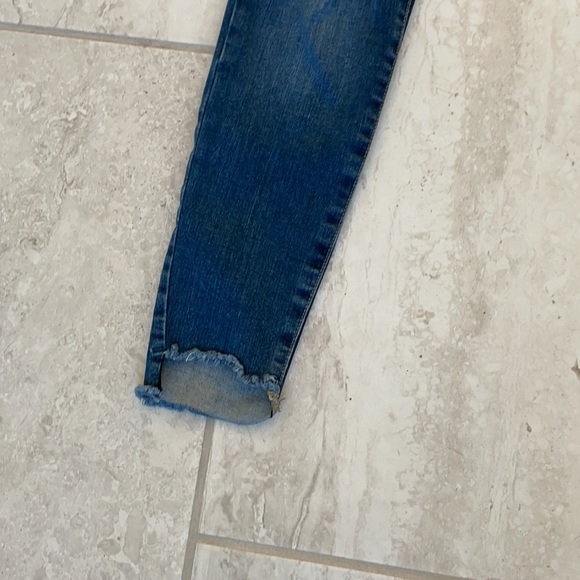 Isabel Maternity Distressed Skinny Jeans - Picture 6 of 8